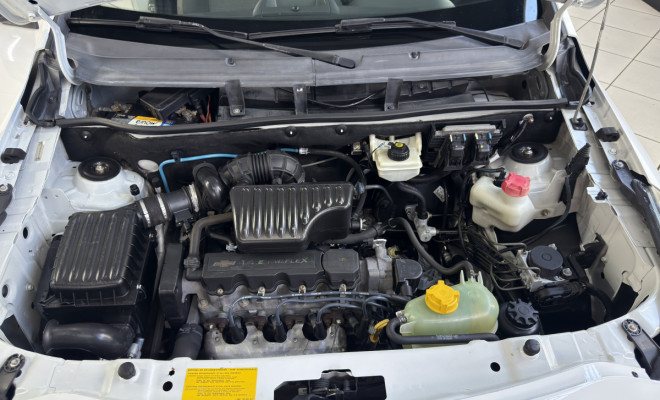 GM - Chevrolet MONTANA LS 1.4 ECONOFLEX 8V 2p 2014 Flex-9