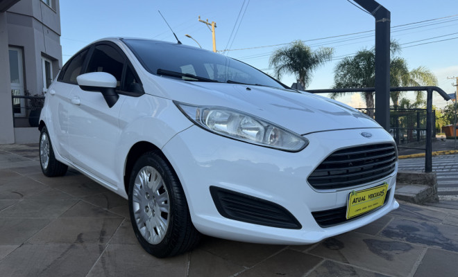 Ford Fiesta 1.5 16V Flex Mec. 5p 2015 Flex