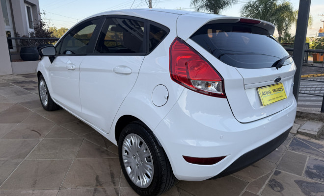 Ford Fiesta 1.5 16V Flex Mec. 5p 2015 Flex-2