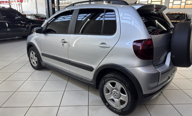 VW - VolksWagen CROSSFOX I MOTION 1.6 Mi T. Flex 8V 5p 2014 Flex-4