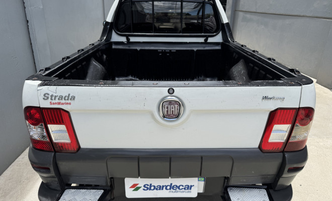 Fiat Strada Working Celeb.1.4 Fire Flex 8V CS 2013 Flex-2