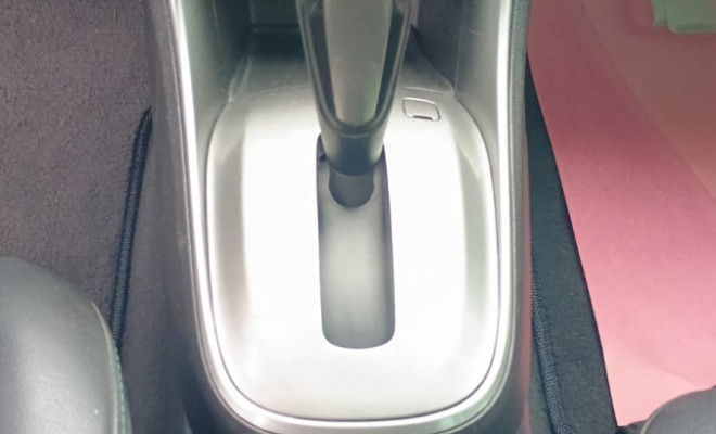 GM - Chevrolet TRACKER LTZ 1.8 16V Flex 4x2 Aut. 2015 Flex-5