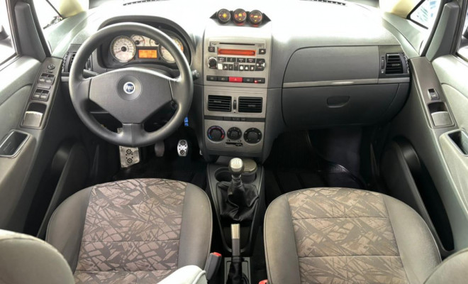 Fiat Idea Advent./ Adv.LOCKER 1.8 mpi Flex 5p 2007 Flex-4