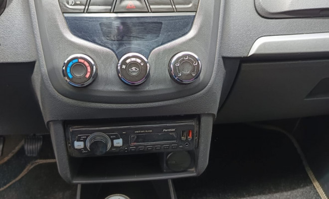 GM - Chevrolet MONTANA LS 1.4 ECONOFLEX 8V 2p 2013 Flex-2