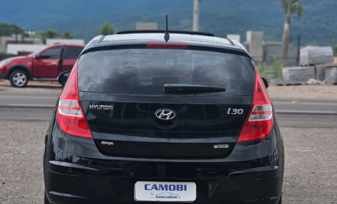 Hyundai i30 2.0 16V 145cv 5p Aut. 2011 Gasolina-5