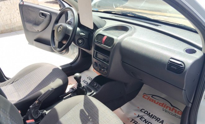 GM - Chevrolet Corsa Hat. Maxx 1.4 8V ECONOFLEX 5p 2010 Flex-8