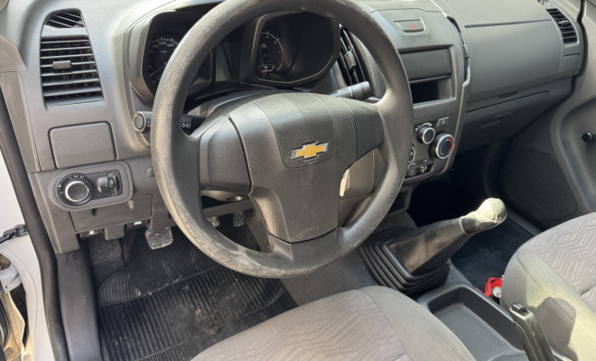 GM - Chevrolet S10 Pick-Up LS 2.4 F.Power 4x2 CS 2014 Flex-10