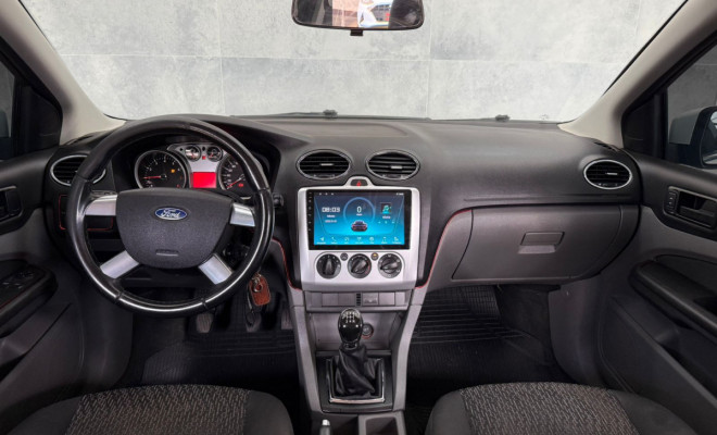 Ford Focus 1.6 S/SE/SE Plus Flex 8V/16V  5p 2011 Flex-8