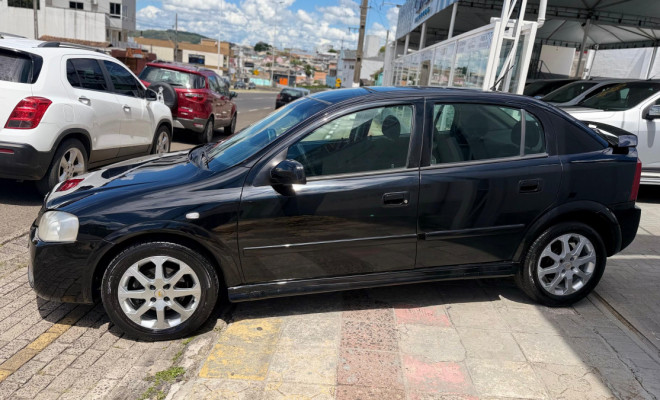 GM - Chevrolet Astra Advantage 2.0 MPFI 8V FlexPower 5p 2011 Flex-1