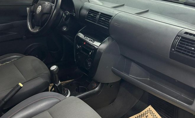 VW - VolksWagen Fox Route 1.0 Mi Total Flex 8V 5p 2010 Flex-4