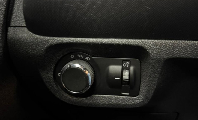 GM - Chevrolet ONIX HATCH LT 1.4 8V FlexPower 5p Aut. 2014 Flex-6