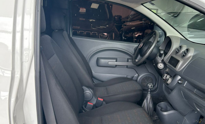 Fiat Fiorino Furgão Work. HARD 1.4 Flex 8V 2p 2021 Flex-8