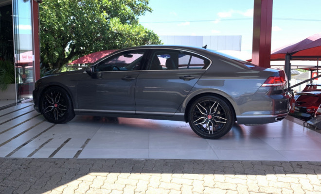 VW - VolksWagen Passat Comfortline 2.0 TSI 220cv Tip. 2016 Gasolina-4