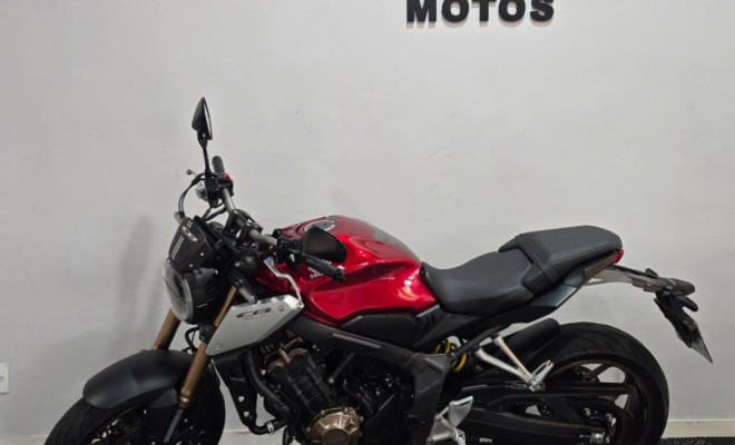 HONDA CB 650R 2022 Gasolina-4