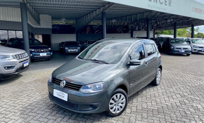 VW -  Fox 1.6 Mi 8V - 2013