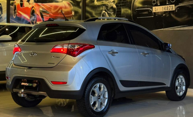 Hyundai HB20X Premium 1.6 Flex 16V Aut. 2014 Flex-5