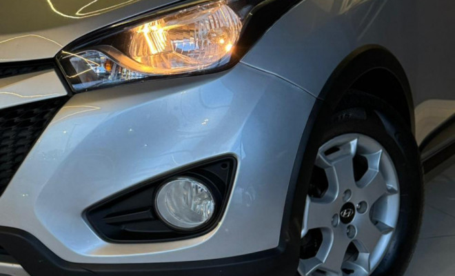 Hyundai HB20X Premium 1.6 Flex 16V Aut. 2014 Flex-1