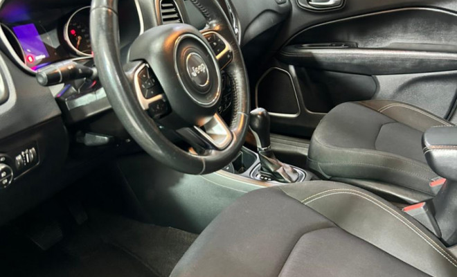 Jeep COMPASS LONGITUDE 2.0 4x4 Dies. 16V Aut. 2017 Diesel-1