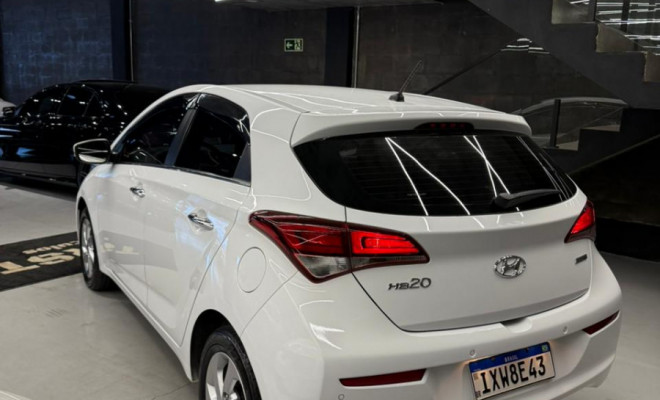 Hyundai HB20 C.Style/C.Plus 1.6 Flex 16V Aut. 2017 Flex-9