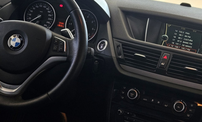 BMW X1 SDRIVE 20i X-Line 2.0 TB Active Flex 2015 Gasolina-8