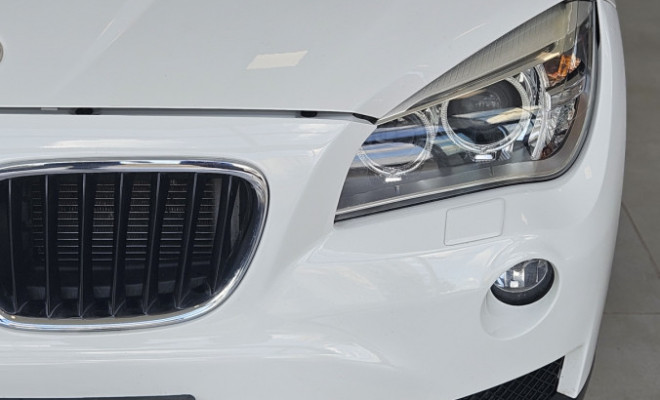 BMW X1 SDRIVE 20i X-Line 2.0 TB Active Flex 2015 Gasolina-4