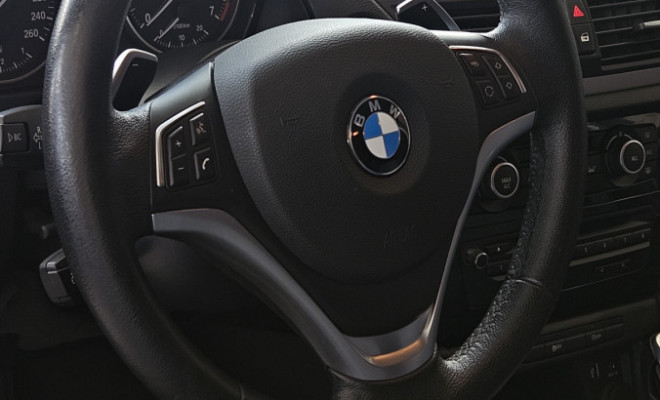 BMW X1 SDRIVE 20i X-Line 2.0 TB Active Flex 2015 Gasolina-5