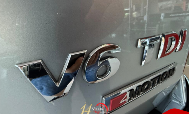 VW - VolksWagen AMAROK Highline CD 3.0 4x4 TB Dies. Aut. 2018 Diesel-0