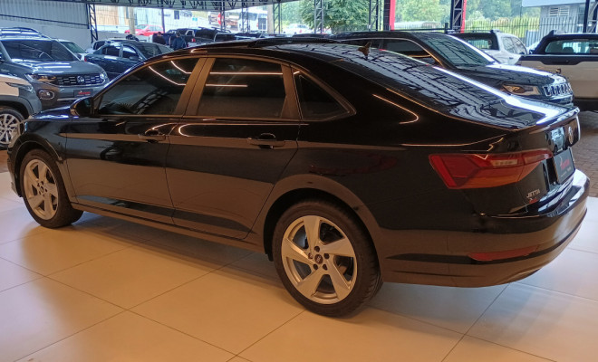 VW - VolksWagen JETTA Comfort. 250 TSI 1.4 Flex 16v Aut. 2019 Flex-4