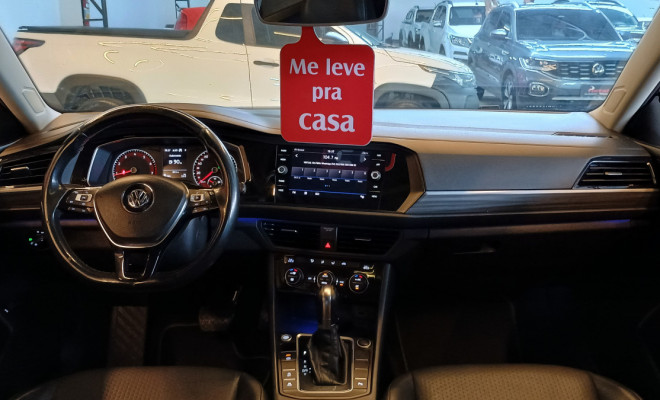 VW - VolksWagen JETTA Comfort. 250 TSI 1.4 Flex 16v Aut. 2019 Flex-6