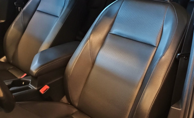 VW - VolksWagen JETTA Comfort. 250 TSI 1.4 Flex 16v Aut. 2019 Flex-5