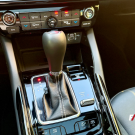 Jeep Commander Black Hurricane 2.0 4x4 TB Aut 2025 Gasolina-6