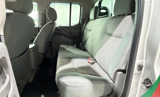 Nissan Frontier SE/SE Strik CD 4x4 2.5 TB Dies. 2010 Diesel-7