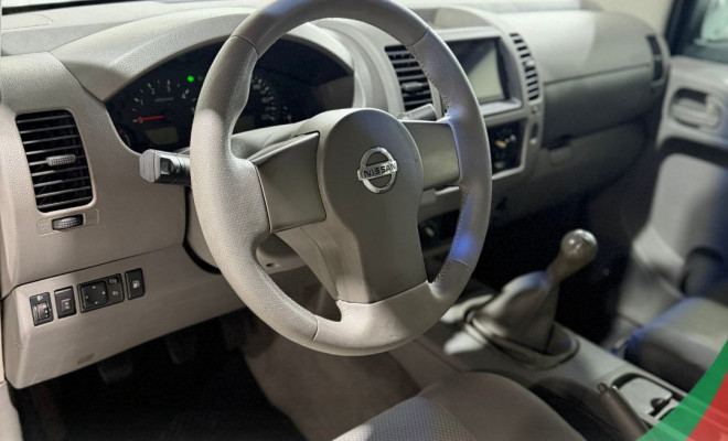 Nissan Frontier SE/SE Strik CD 4x4 2.5 TB Dies. 2010 Diesel-3