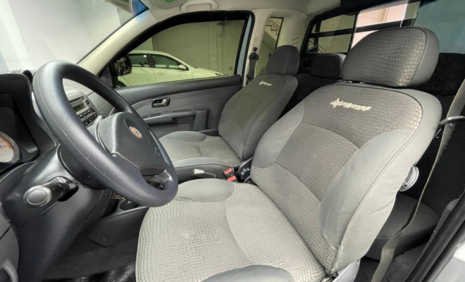 Fiat Strada Adventure 1.8/ 1.8 LOCKER Flex CE 2012 Flex-6