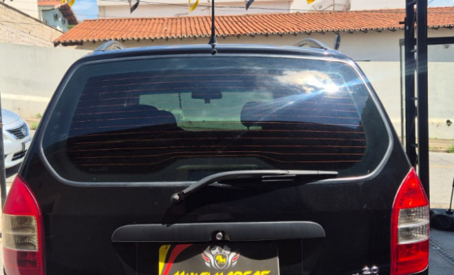 GM - Chevrolet Zafira Expres. 2.0 MPFI FlexPower 5p Aut 2009 Flex-1