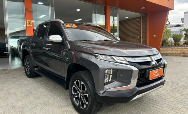 Mitsubishi L200 Triton Sport HPE-S 2.4 CD Dies. Aut 2023 Diesel-1