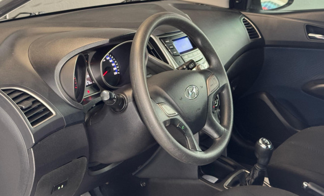 Hyundai HB20 C./C.Plus/C.Style 1.6 Flex 16V Mec. 2014 Flex-0