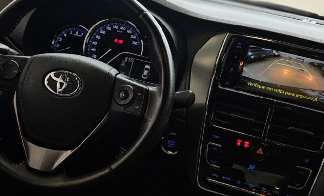 Toyota YARIS XS Sedan 1.5 Flex 16V 4p Aut. 2024 Flex-13