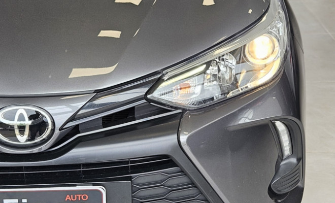 Toyota YARIS XS Sedan 1.5 Flex 16V 4p Aut. 2024 Flex-4