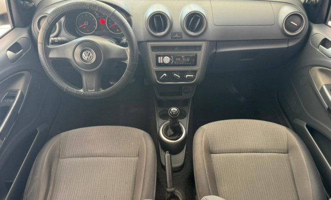 VW - VolksWagen Gol (novo) 1.0 Mi Total Flex 8V 2p 2014 Flex-4