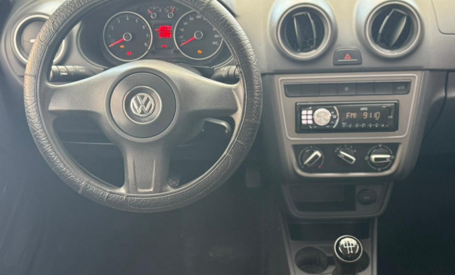 VW - VolksWagen Gol (novo) 1.0 Mi Total Flex 8V 2p 2014 Flex-5