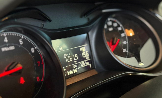 GM - Chevrolet ONIX HATCH 1.0 12V Flex 5p Mec. 2025 Flex-6