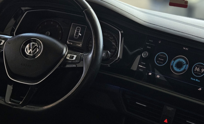 VW - VolksWagen JETTA Comfort. 250 TSI 1.4 Flex 16v Aut. 2019 Flex-9