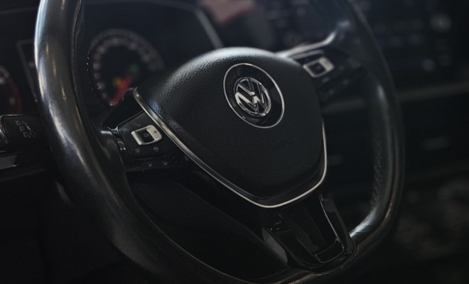 VW - VolksWagen JETTA Comfort. 250 TSI 1.4 Flex 16v Aut. 2019 Flex-6