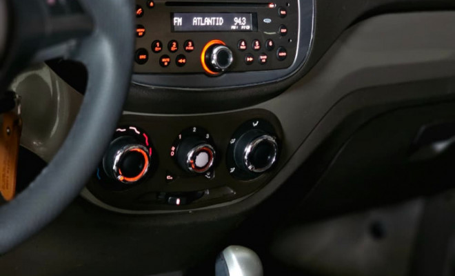 Fiat Grand Siena ESSENCE Dual. 1.6 Flex 16V 2015 Flex-8