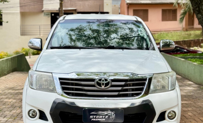 Toyota Hilux CD SRV 4x4 2.7 Flex 16V Aut. 2014 Flex-0