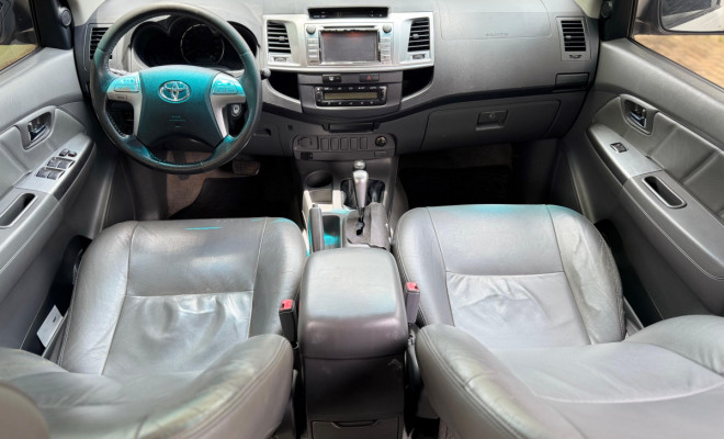 Toyota Hilux CD SRV 4x4 2.7 Flex 16V Aut. 2014 Flex-8