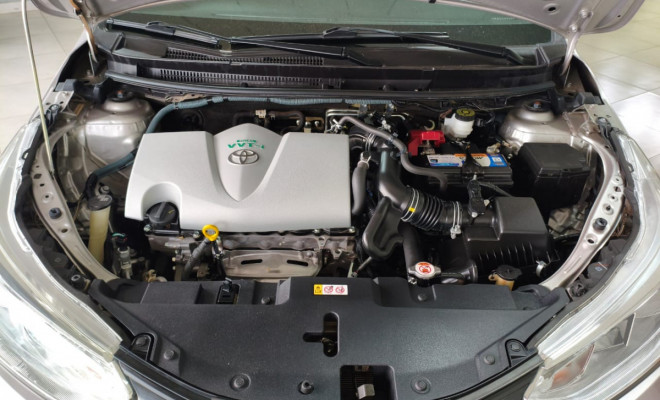 Toyota YARIS XL Sedan 1.5 Flex 16V 4p Aut. 2019 Flex-12