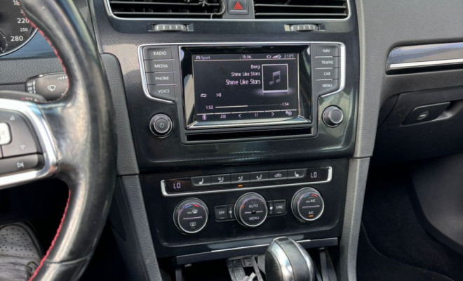 VW - VolksWagen Golf GTi 2.0 TSI 220cv Aut. 2015 Flex-10