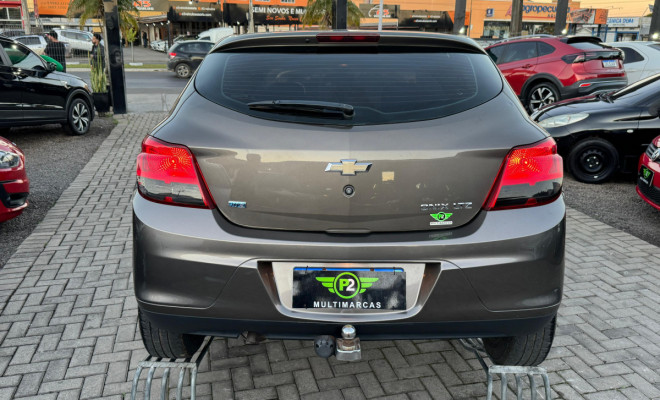 GM - Chevrolet ONIX HATCH LTZ 1.4 8V FlexPower 5p Aut. 2014 Flex-12